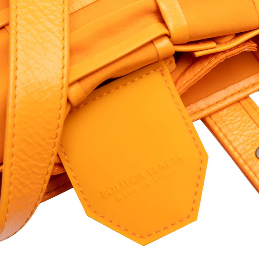 Bottega Veneta Extra Mini Crinkled Lambskin Intrecciato Cassette Crossbody - Detail 1