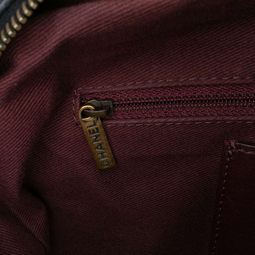 Chanel Large Quilted Iridescent Calfskin Shiva Flap - Detail 1