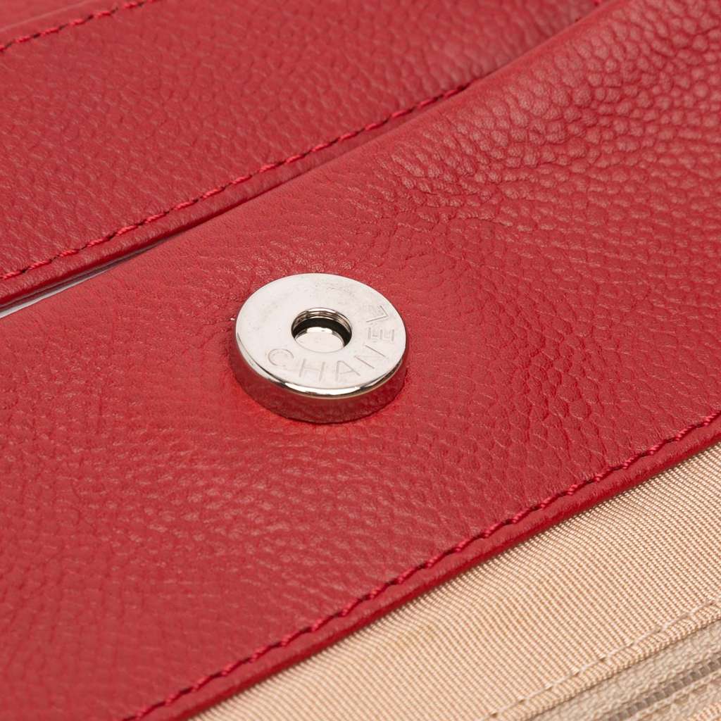 Chanel Quilted Caviar Expandable Zip Tote - Detail 2