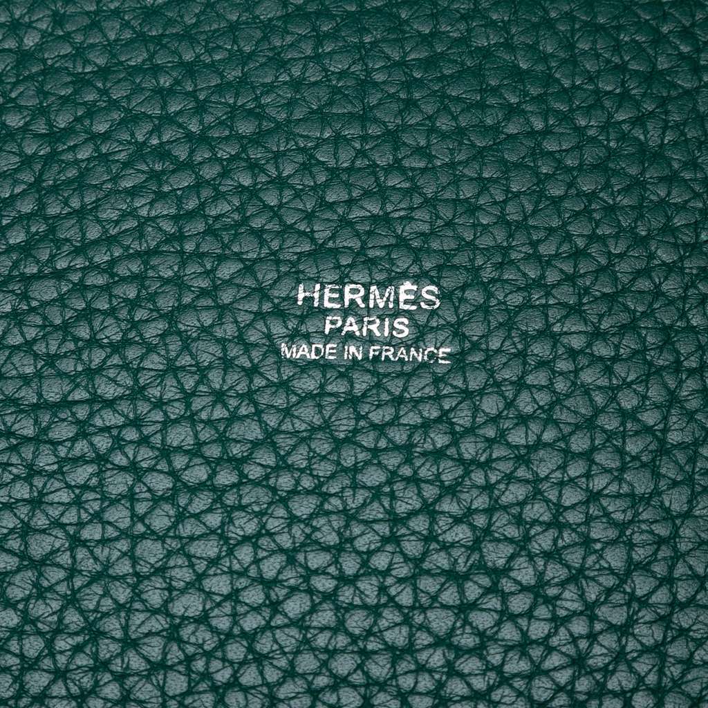 Hermès Clemence Picotin Lock 22 - Side view