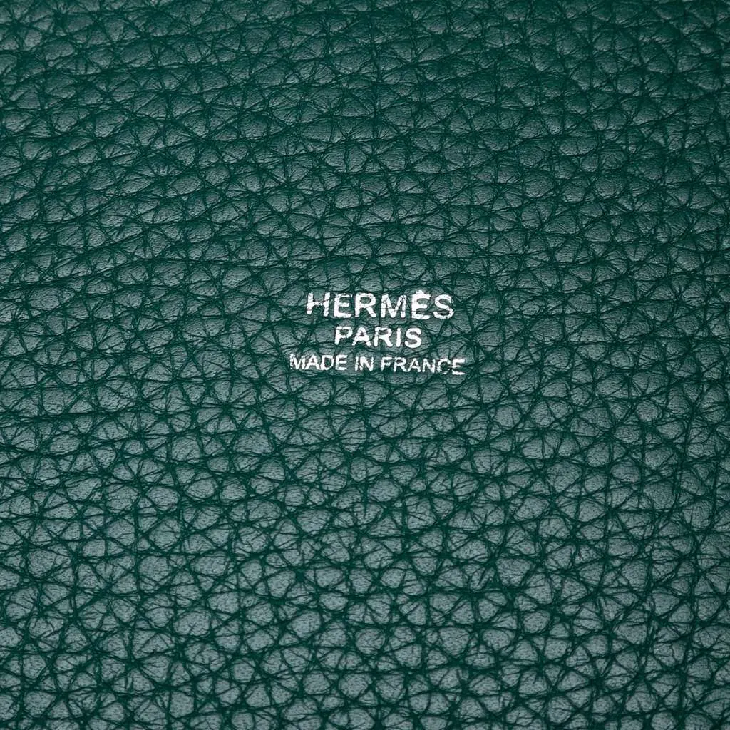 Hermès Clemence Picotin Lock 22 Green Leather Good - Box View