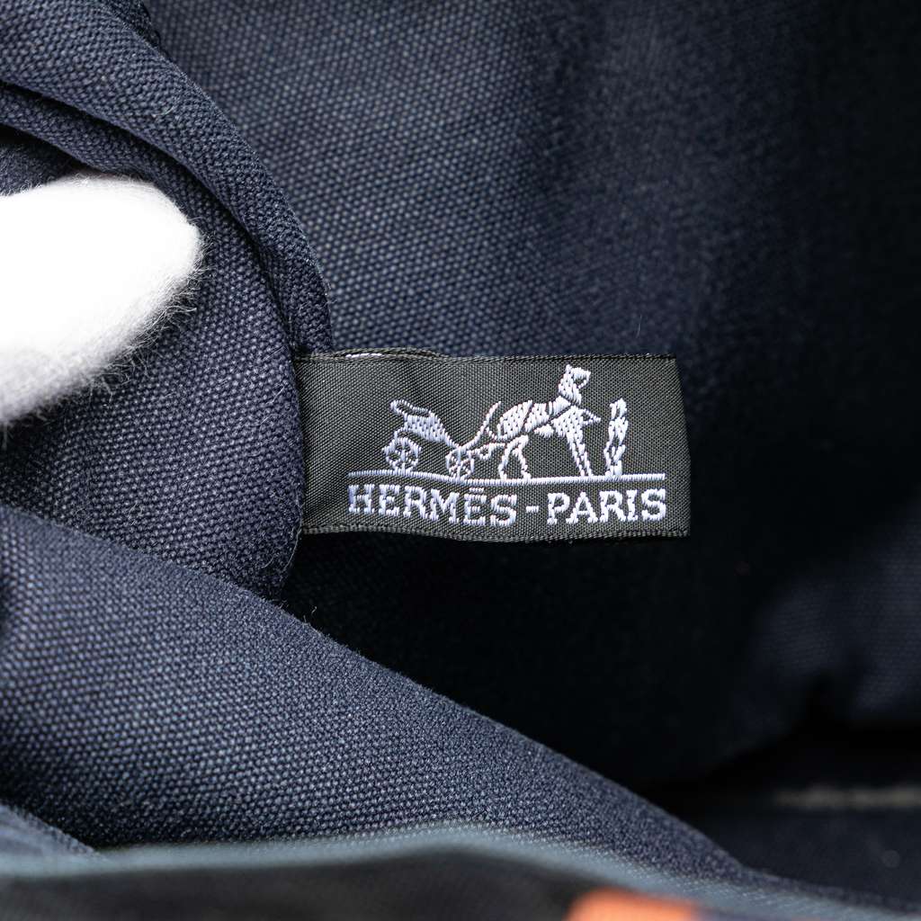 Hermès Canvas Fourre Tout PM - Side view