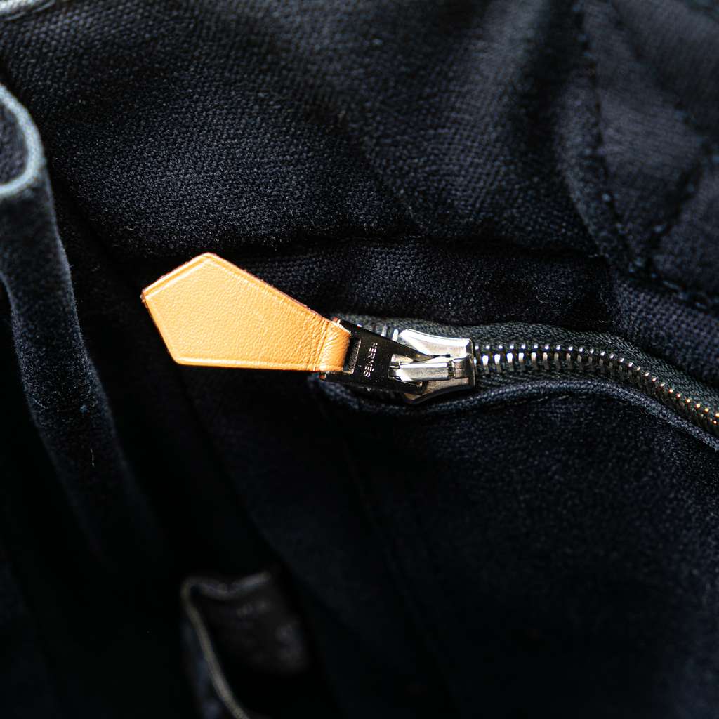 Hermès Canvas Fourre Tout PM - Image 11