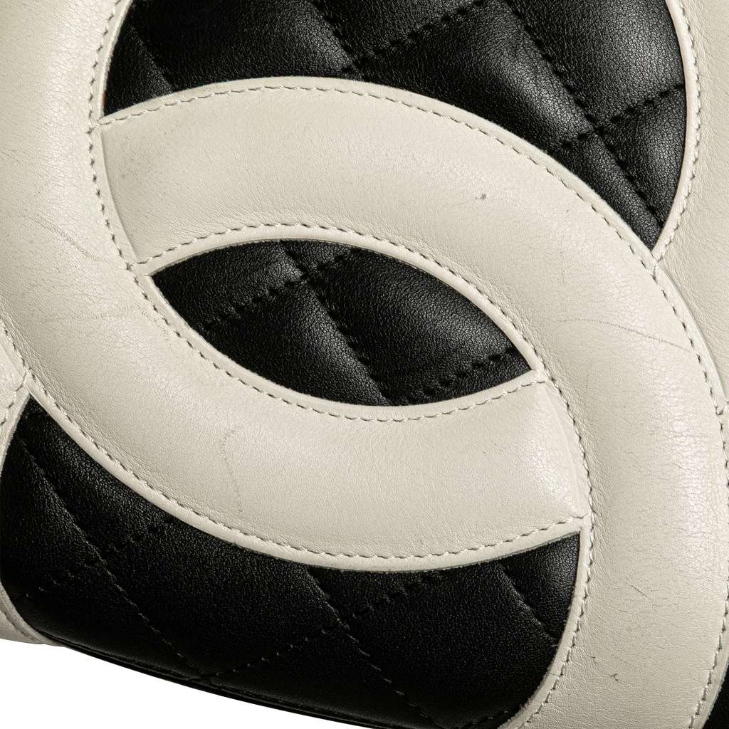 Chanel Medium Lambskin Cambon Ligne Tote - Image 12