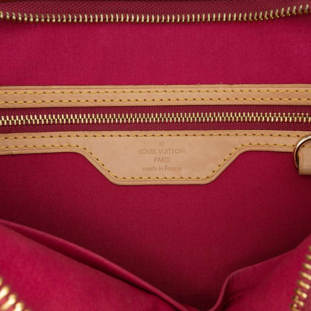 Louis Vuitton Monogram Vernis Brea MM - Side view