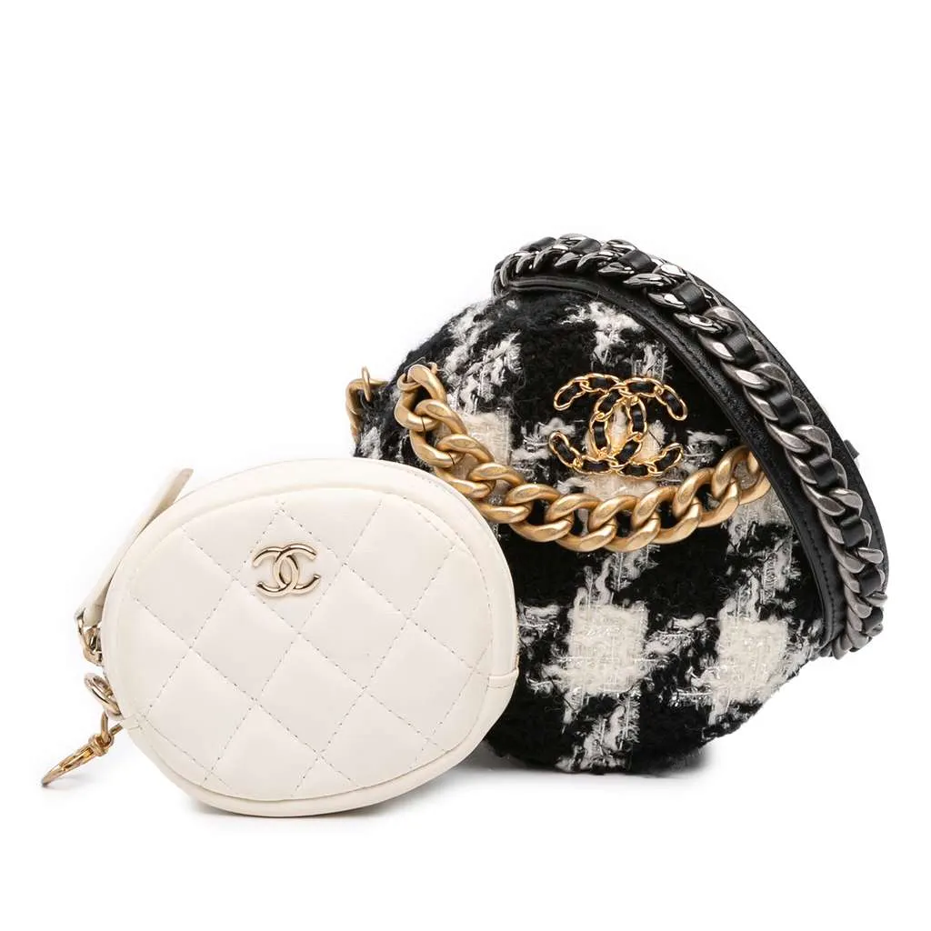 Chanel Tweed 19 Round Clutch with Chain and Coin Purse White Tweed Very good - Front View