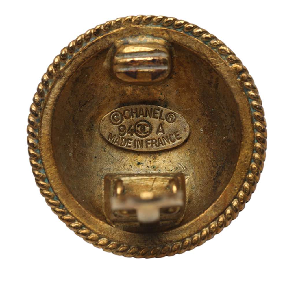 Chanel CC Gold Plated Round Button Clip on Earrings - Image 6