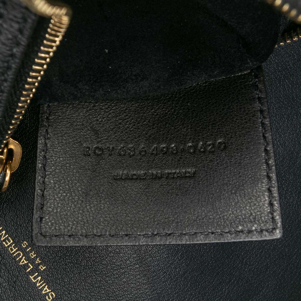 Saint Laurent Small Calfskin Suzanne Hobo - Detail 1