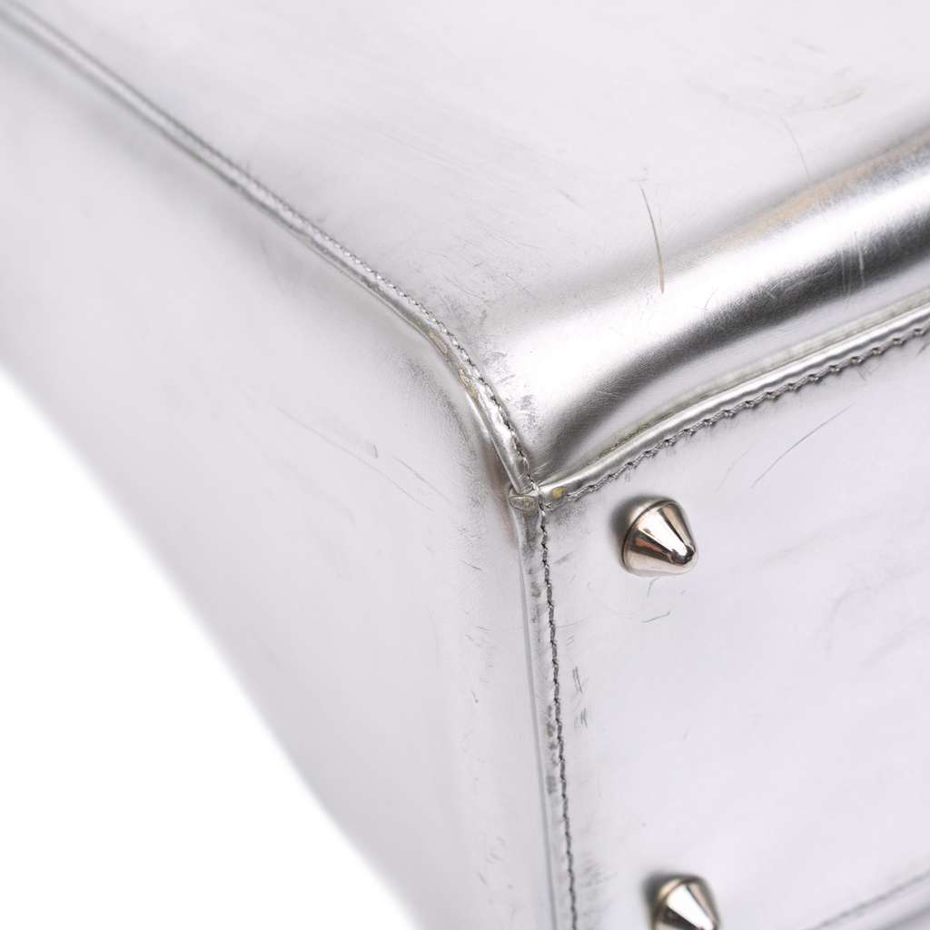 Dior Medium Metallic Patent Lady Dior - Image 12