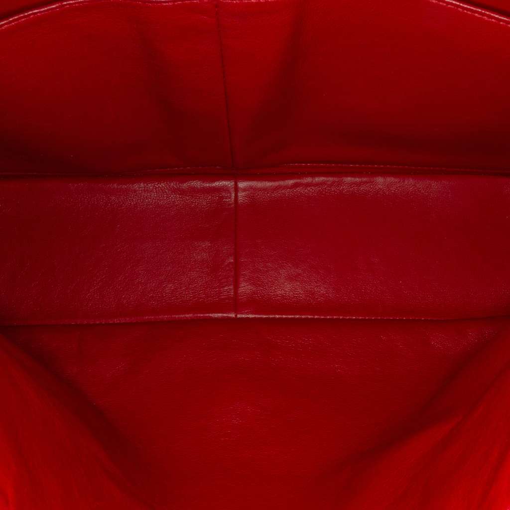 Chanel Maxi Classic Caviar Double Flap - 5