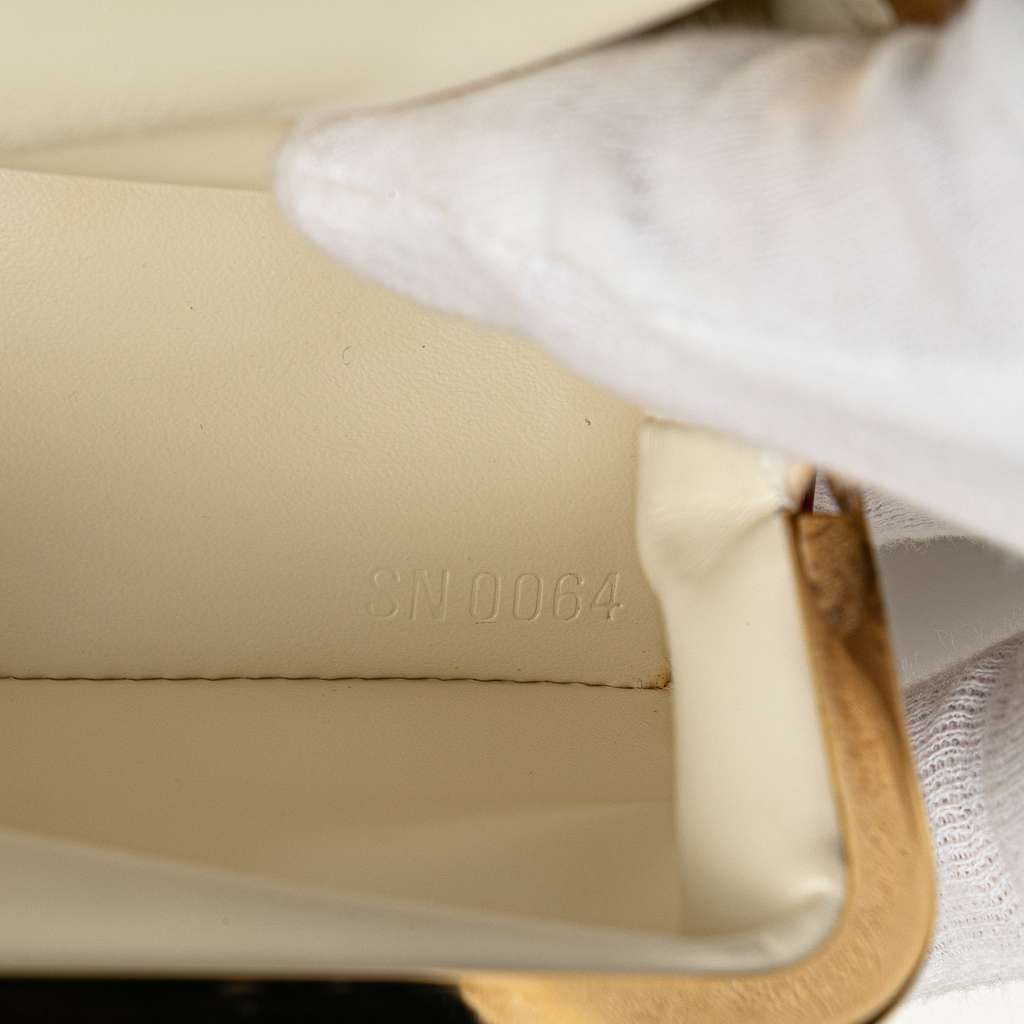 Louis Vuitton Suhali Porte Monnaie Coin Pouch - Detail 2