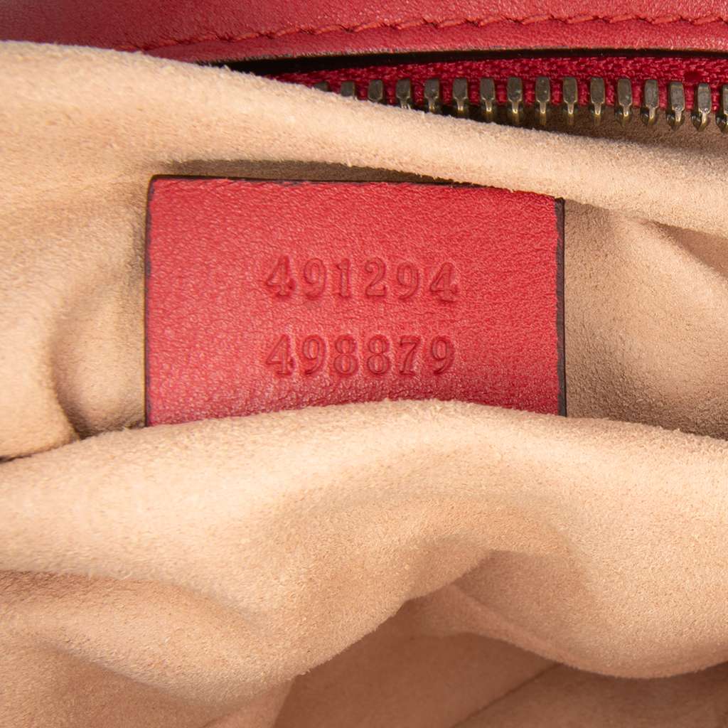 Gucci Small GG Marmont Matelasse Leather Belt Bag - Detail 1