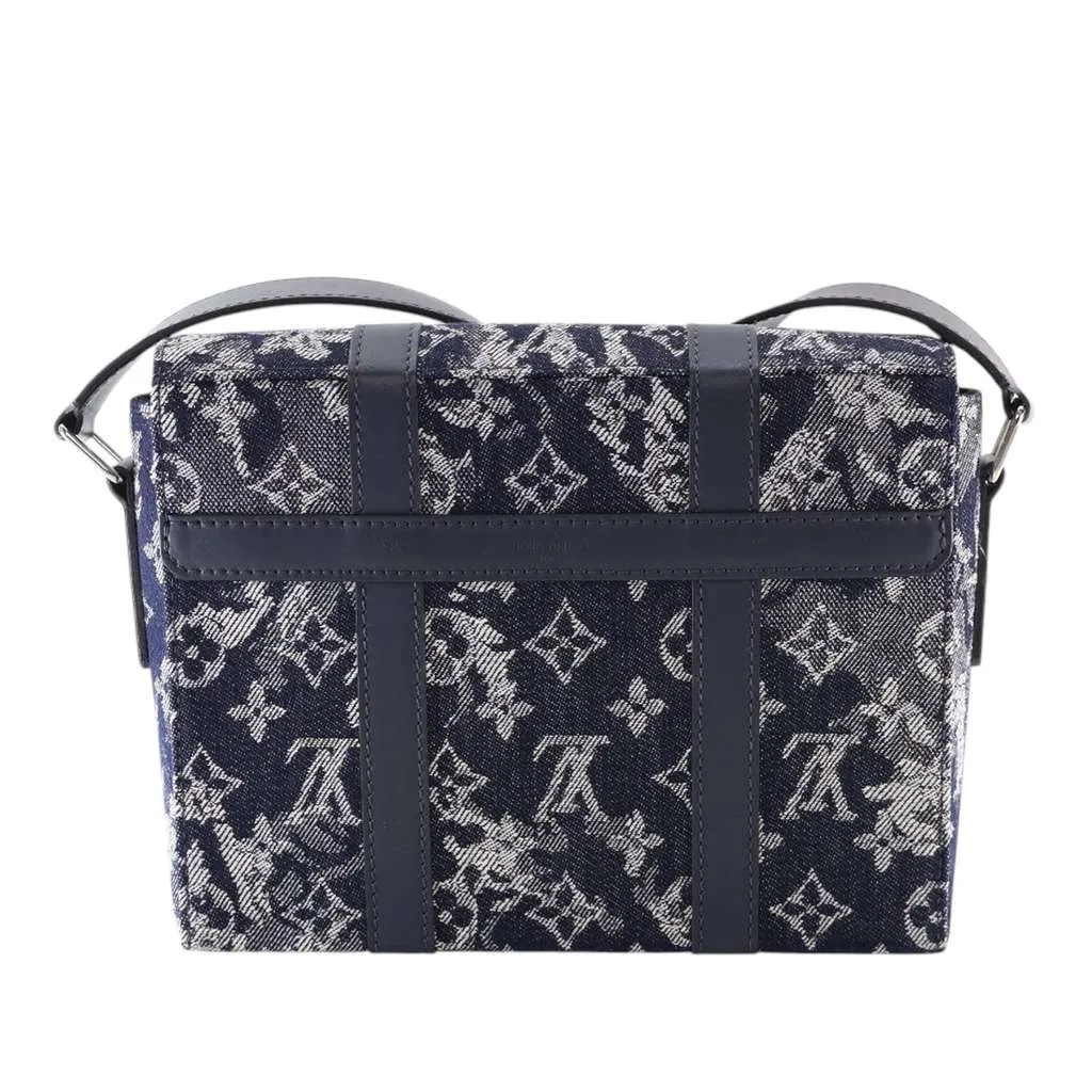 Louis Vuitton Monogram Tapestry Trunk Messenger Blue Denim Good - Inside View
