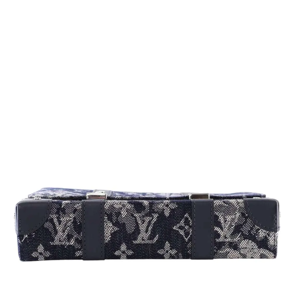 Louis Vuitton Monogram Tapestry Trunk Messenger Blue Denim Good - Model View