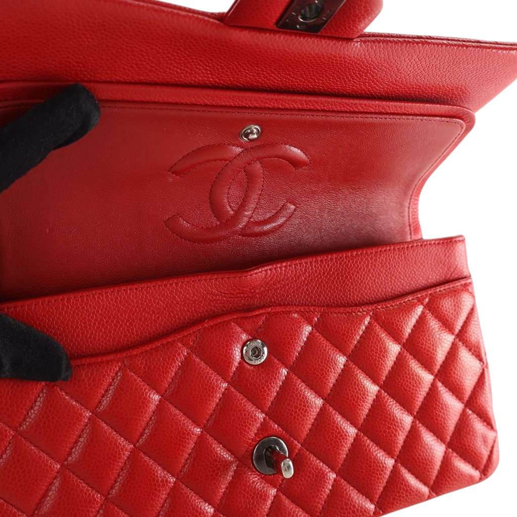 Chanel Medium Classic Caviar Double Flap - Image 10