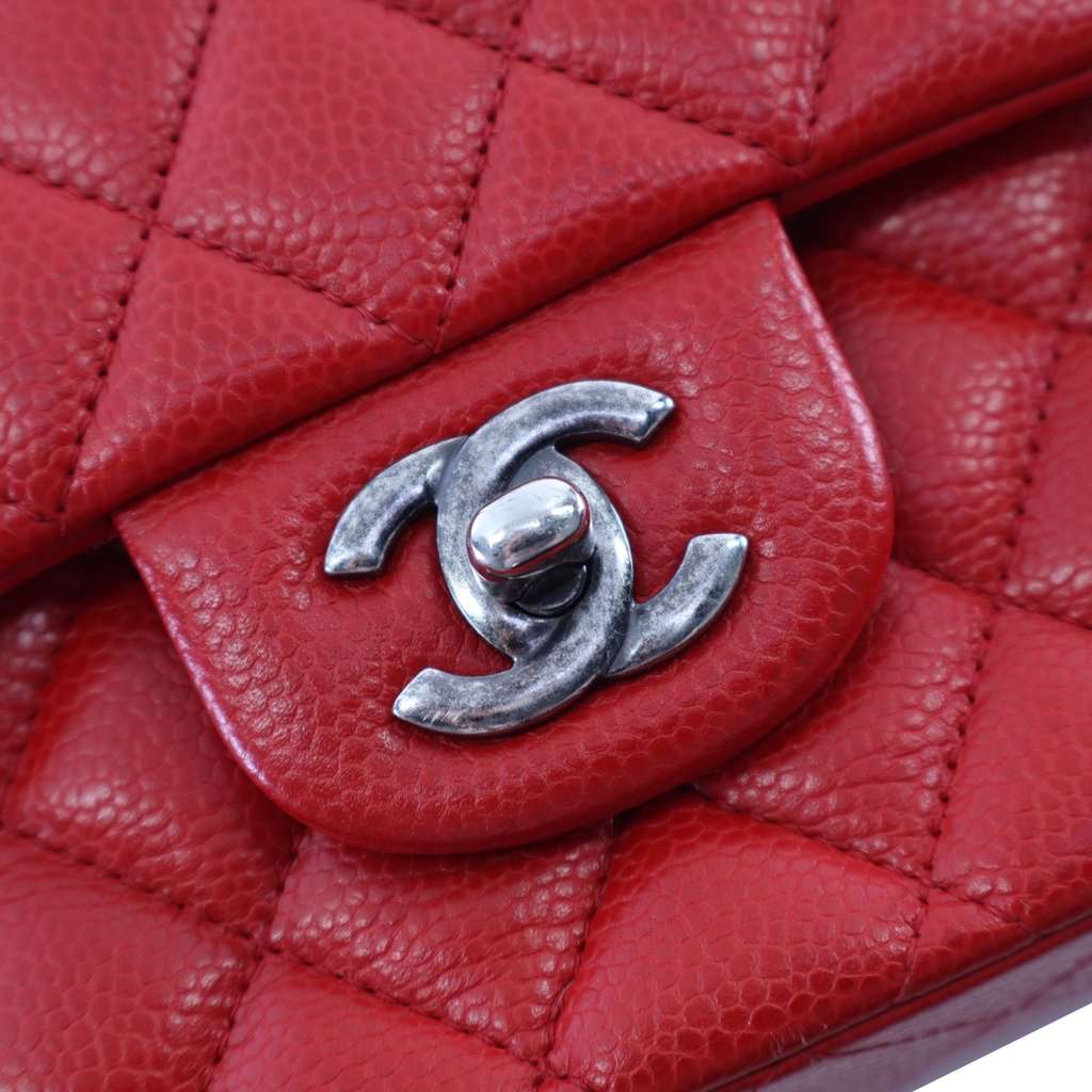 Chanel Medium Classic Caviar Double Flap - Image 11