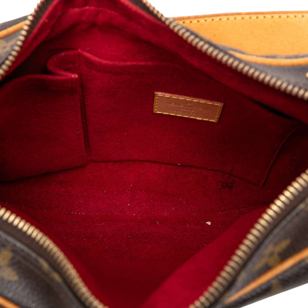 Louis Vuitton Monogram Croissant MM - 4