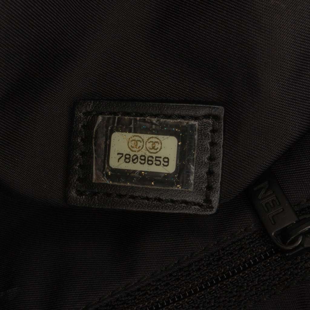 Chanel New Travel Line Nylon Handbag - Detail 1