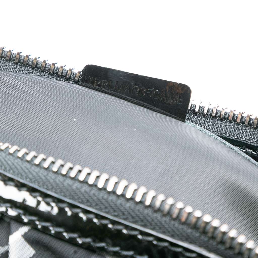 Burberry Floral Beat Check Nylon Foley Hobo - Detail 1