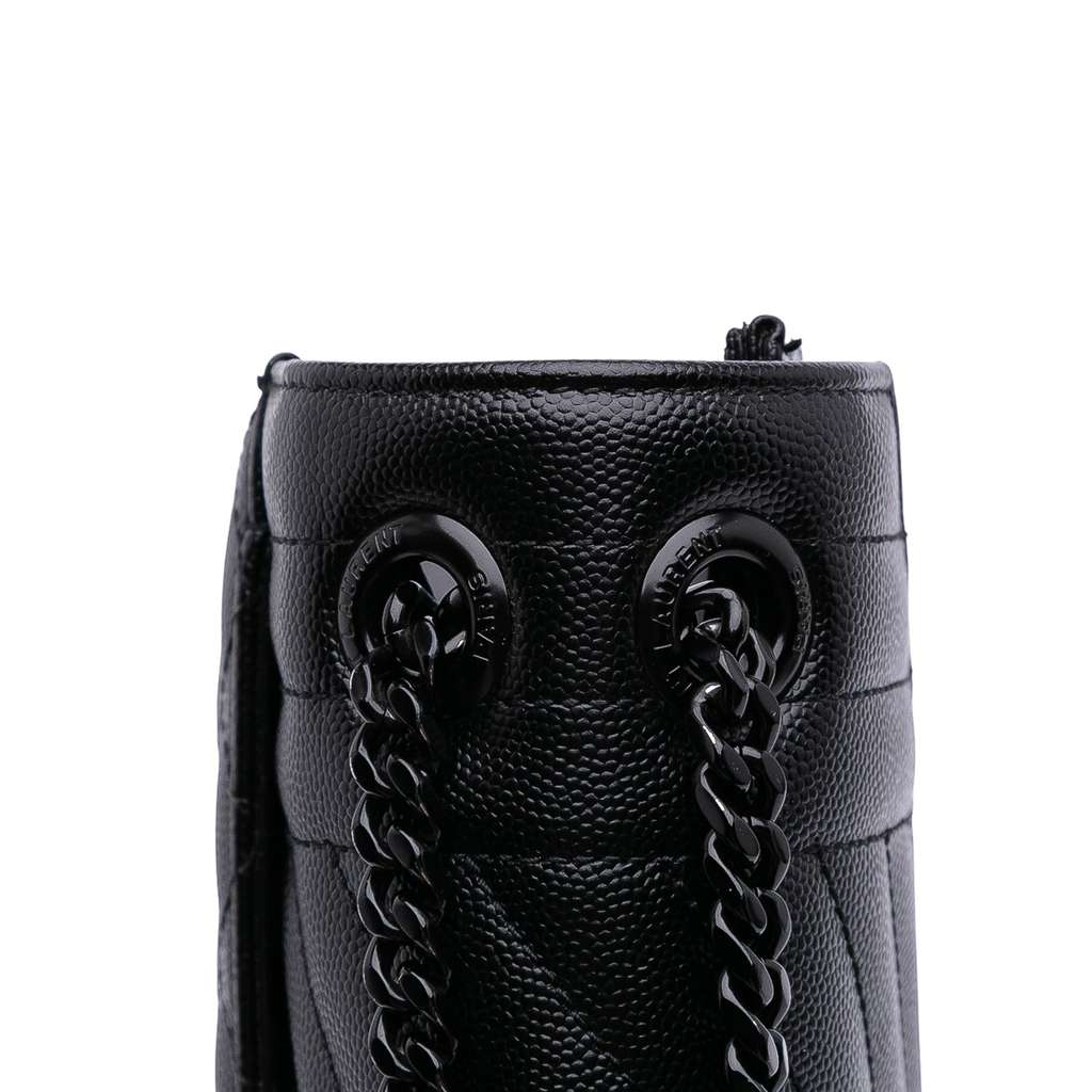 Saint Laurent Large Grain De Poudre Triquilt Monogram Envelope Bag - Image 11