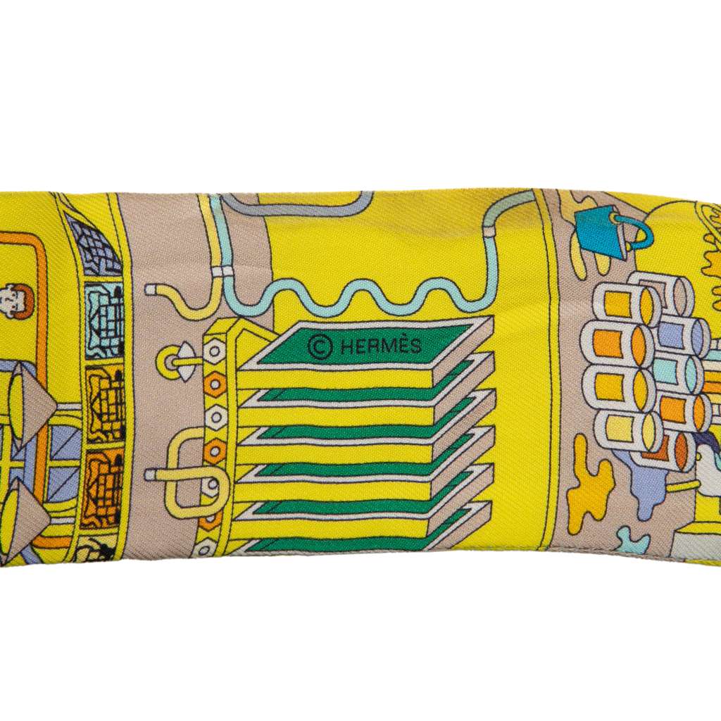 Hermès La Maison des Carres Twilly Silk Scarf - Image 6