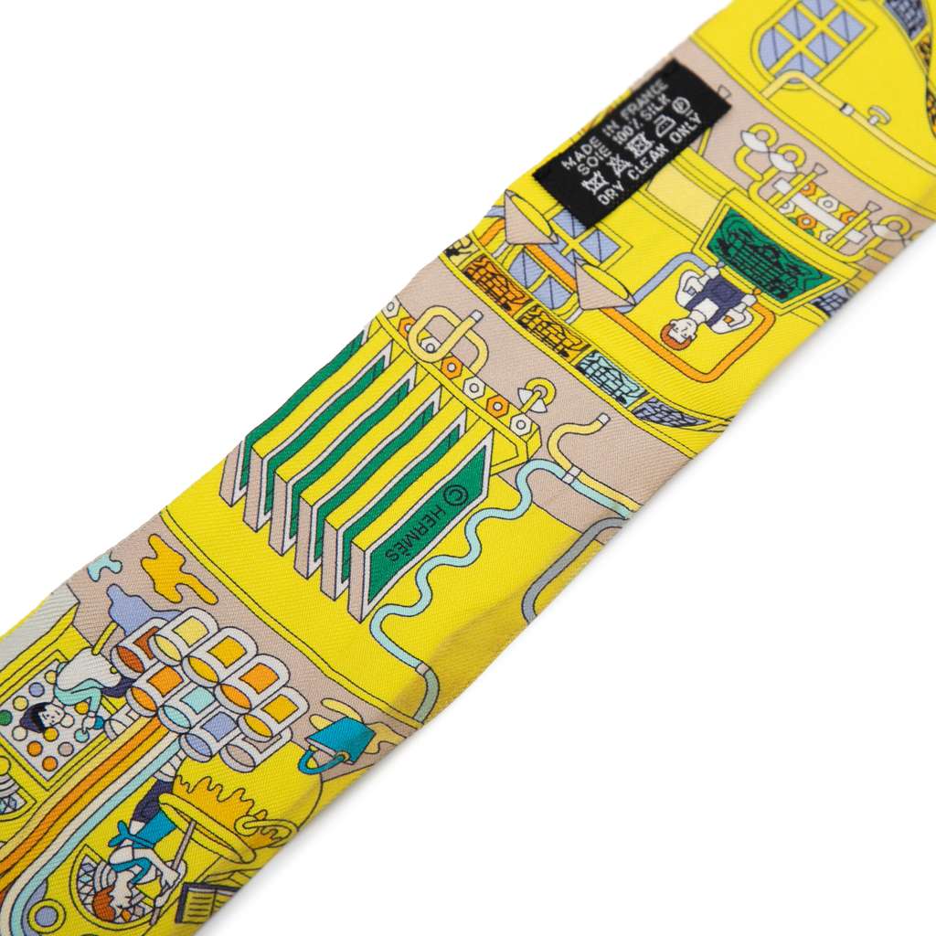 Hermès La Maison des Carres Twilly Silk Scarf - Side view