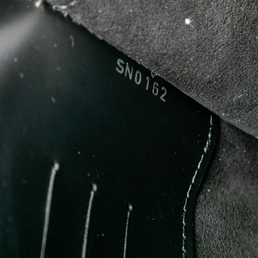 Louis Vuitton Epi Sevigne Clutch - Detail 1