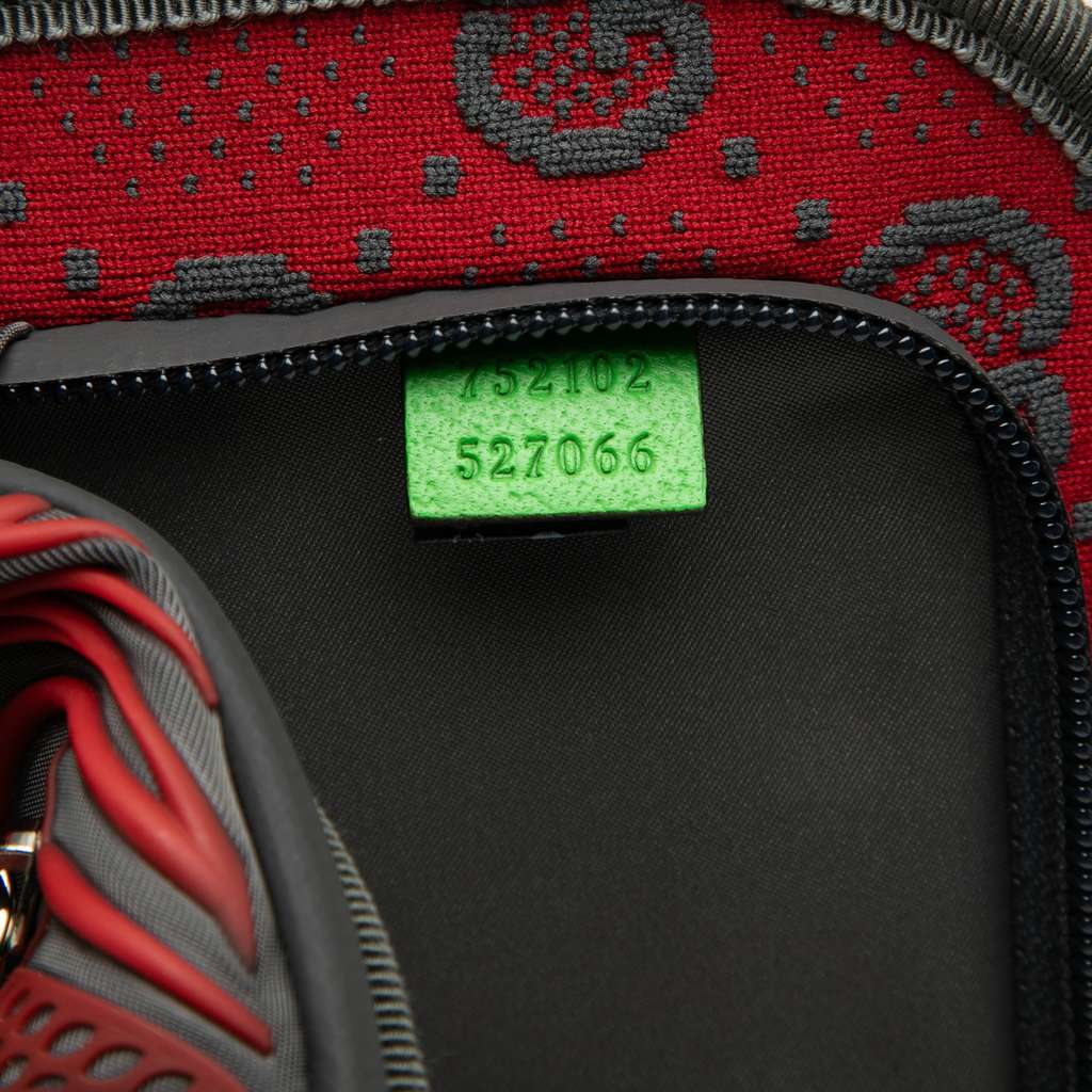 Gucci GG Nylon and Rubber Belt Bag - Detail 1