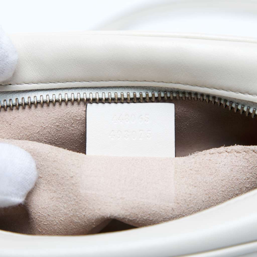 Gucci Mini GG Marmont Matelasse Leather Crossbody - Detail 2