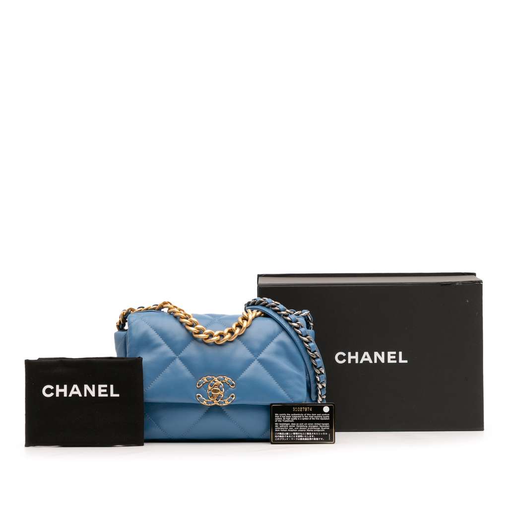 Chanel Medium Lambskin 19 Flap - Image 14
