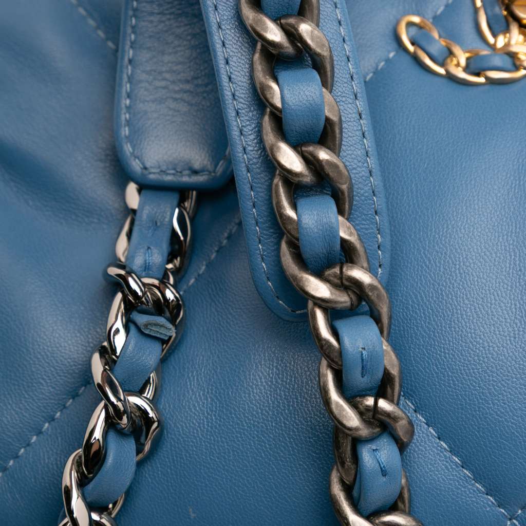 Chanel Medium Lambskin 19 Flap - Image 11