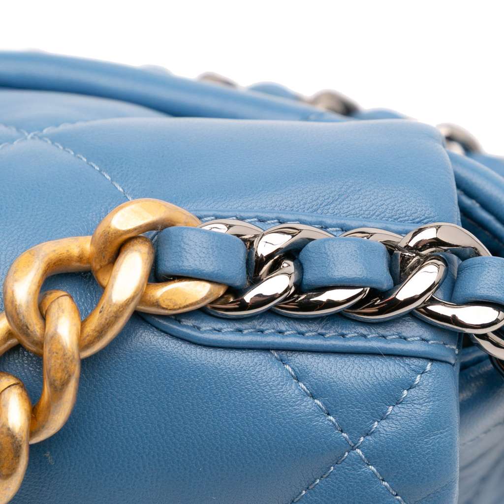 Chanel Medium Lambskin 19 Flap - Image 12