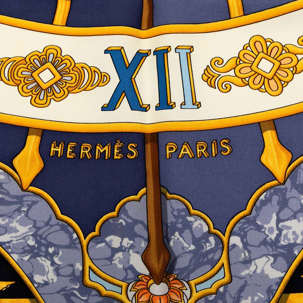 Hermès Carpe Diem Silk Scarf - Side view