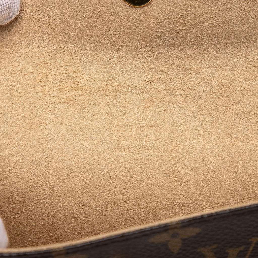 Louis Vuitton Monogram Pochette Florentine - Detail 1
