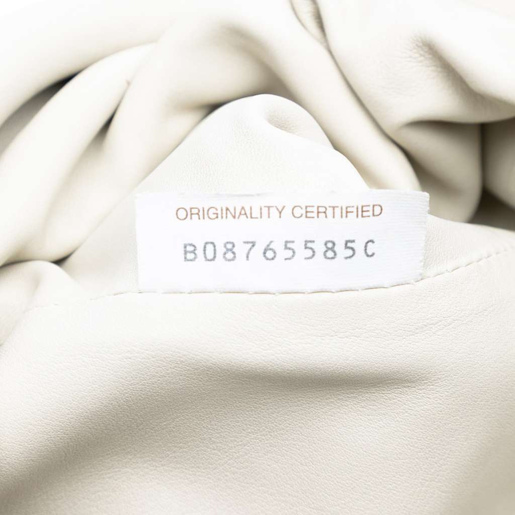 Bottega Veneta Lambskin The Mini Pouch Crossbody - Detail 1