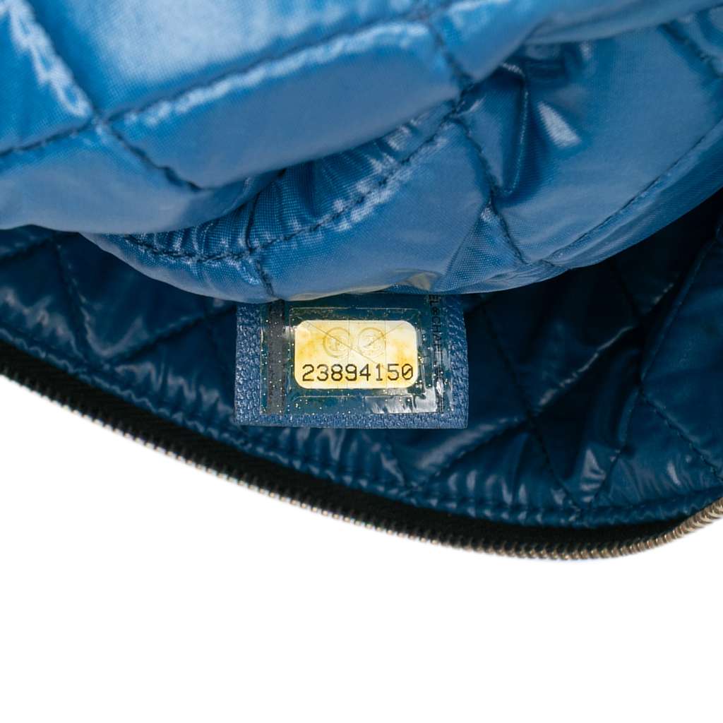 Chanel Large Bicolor Sheepskin Mademoiselle Zip Clutch - Detail 1