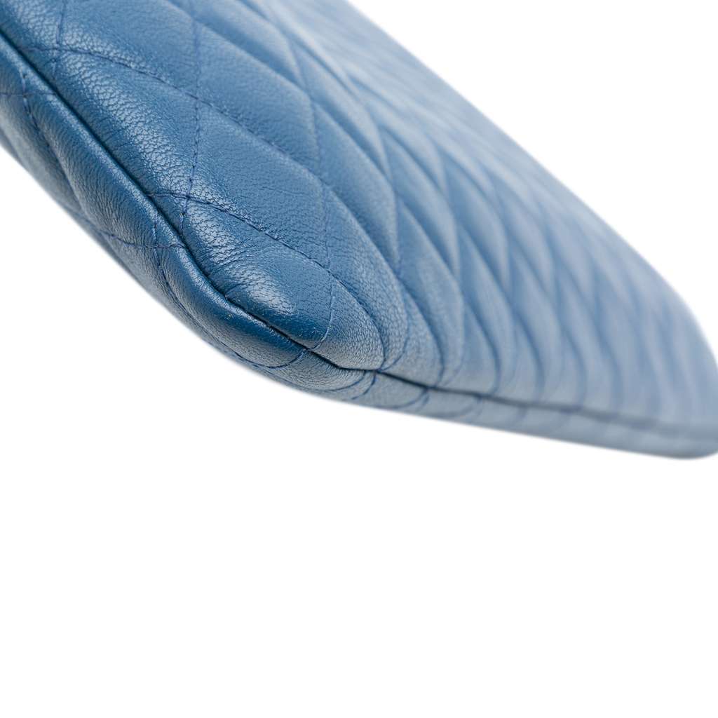 Chanel Large Bicolor Sheepskin Mademoiselle Zip Clutch - Image 11