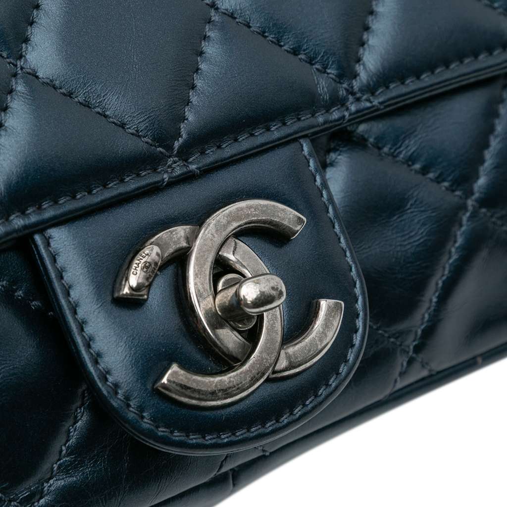 Chanel Medium Quilted Glazed Calfskin Coco Pleats Flap - Detail 2
