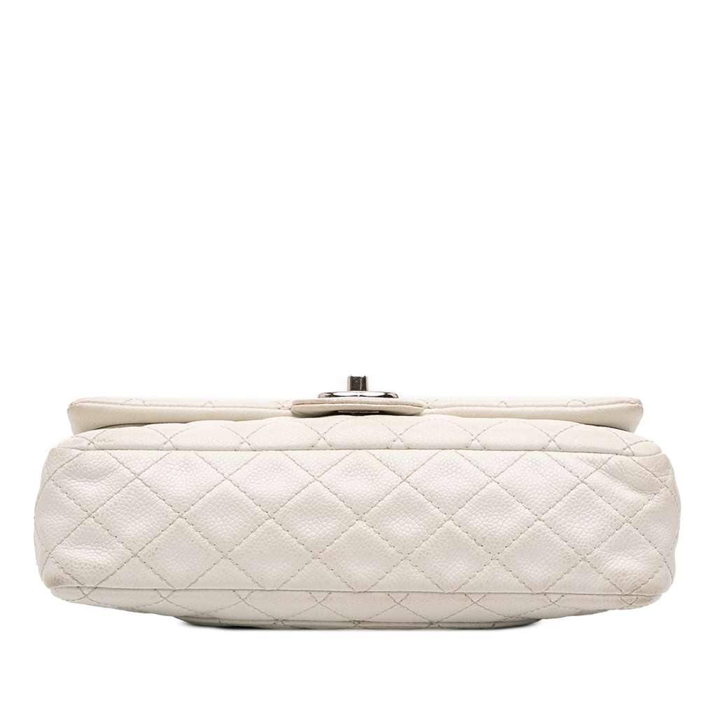 Chanel Medium Classic Caviar Double Flap - Image 6