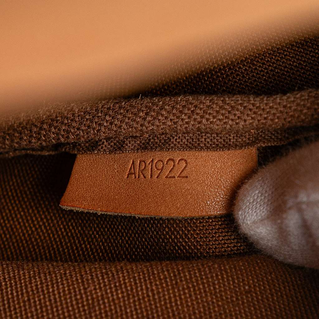 Louis Vuitton Monogram Saumur 30 - Detail 1