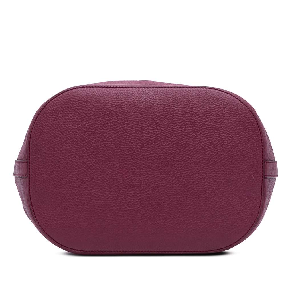 Gucci Pebbled Calfskin Miss Bamboo Bucket Bag - Image 6