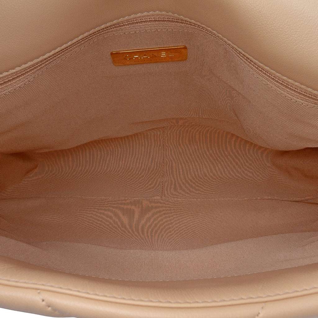 Chanel Maxi Lambskin 19 Flap - 4