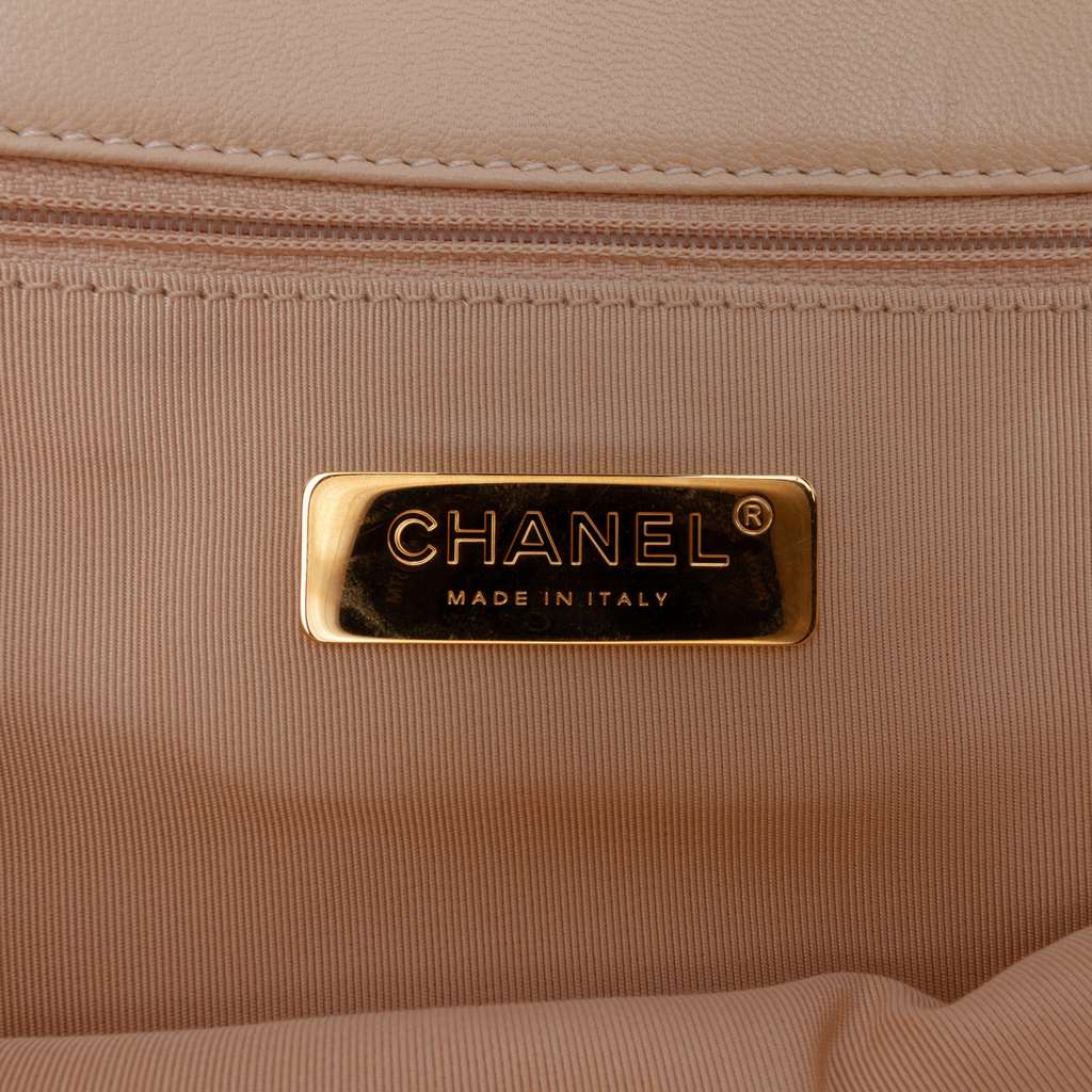Chanel Maxi Lambskin 19 Flap - 5