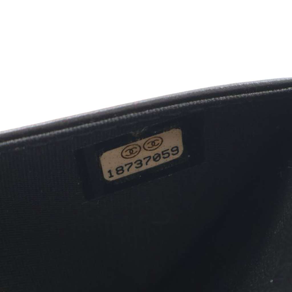 Chanel CC Quilted Lambskin Diamond Wallet On Chain - Image 11