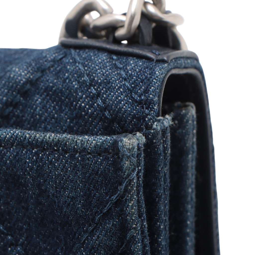 Chanel Denim 19 Phone Holder with Chain - Detail 1