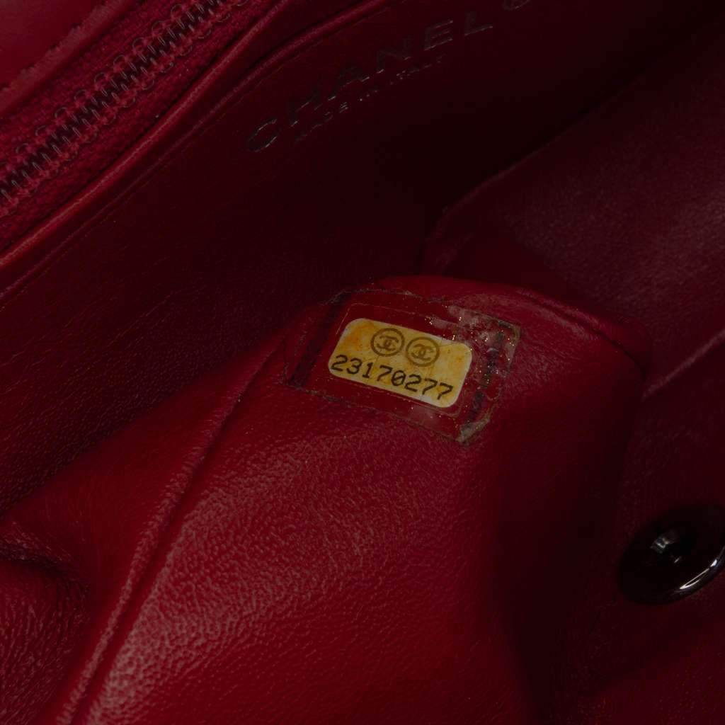 Chanel Mini Rectangular Classic Patent Single Flap - Detail 1