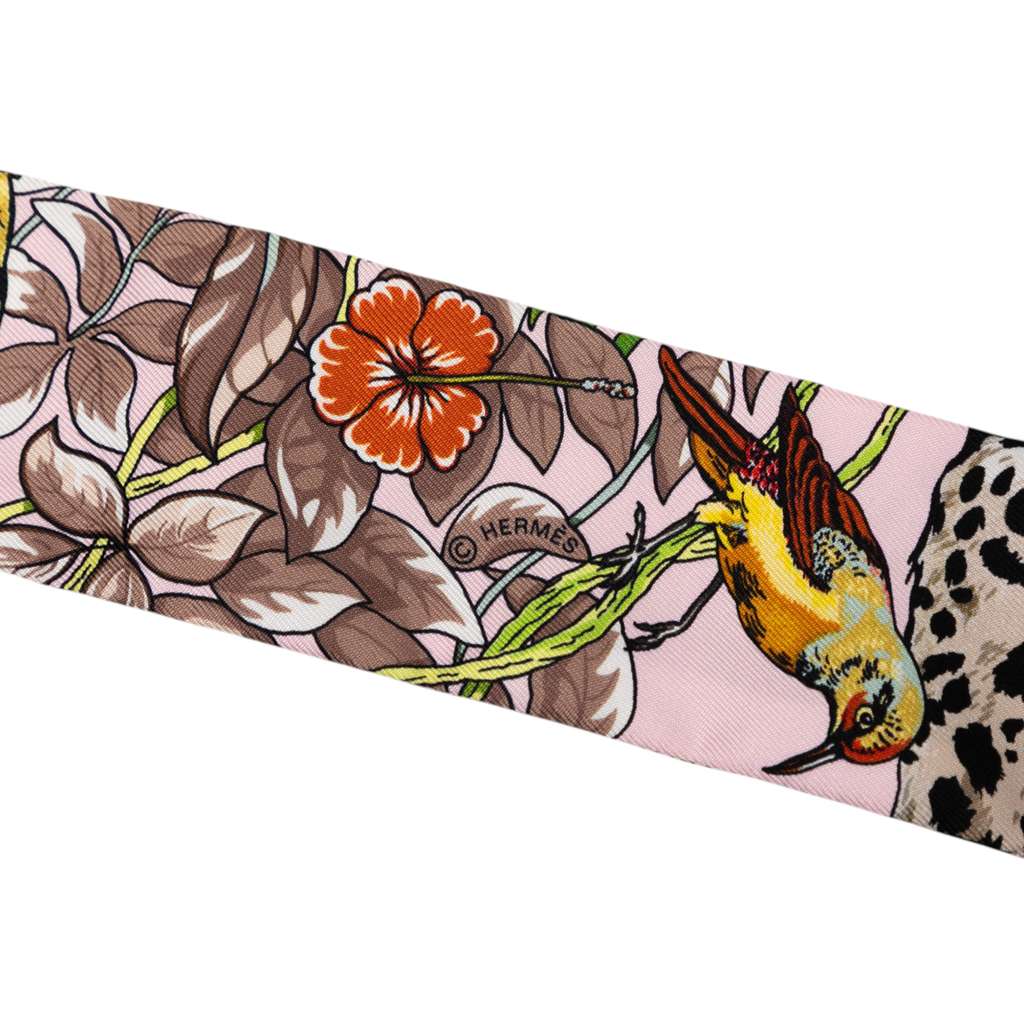 Hermès Jungle Love Love Silk Twilly Scarf - Image 6