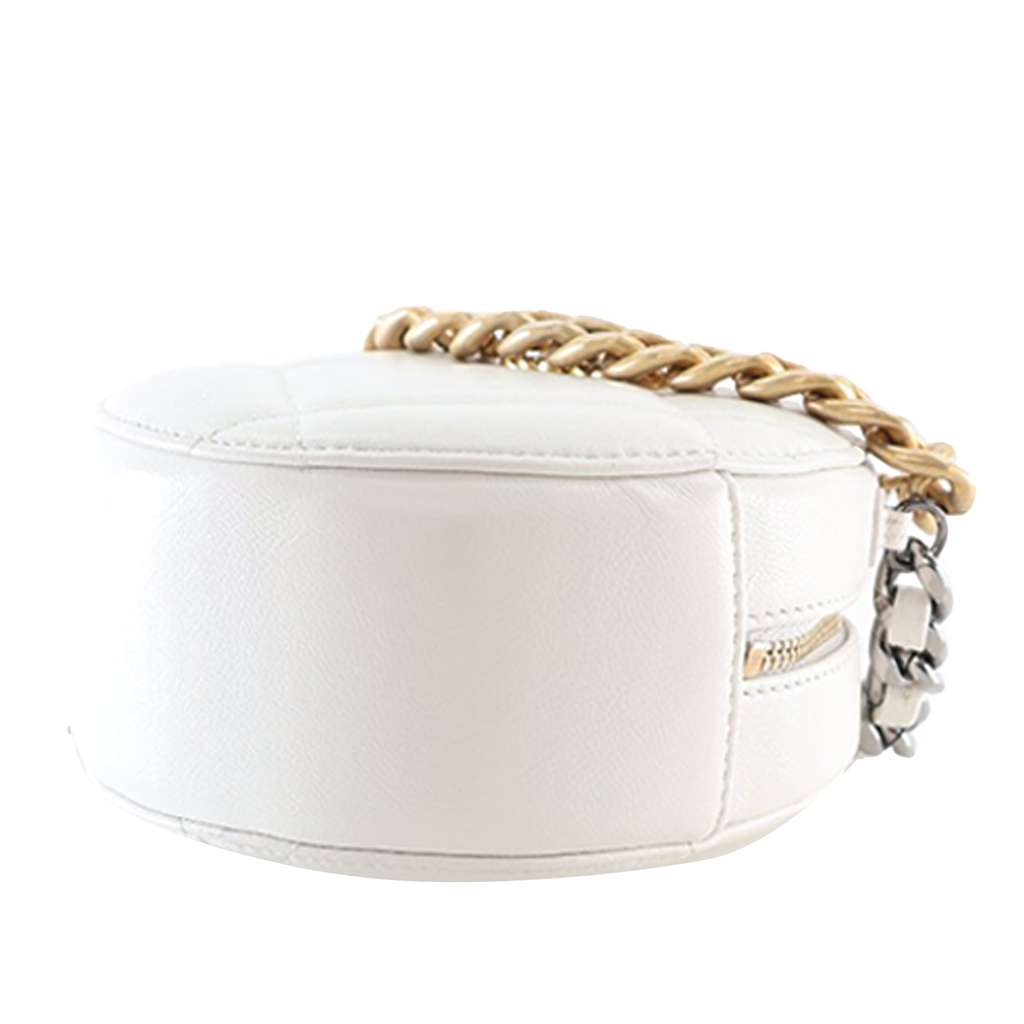 Chanel Lambskin 19 Round Clutch with Chain - Detail 2
