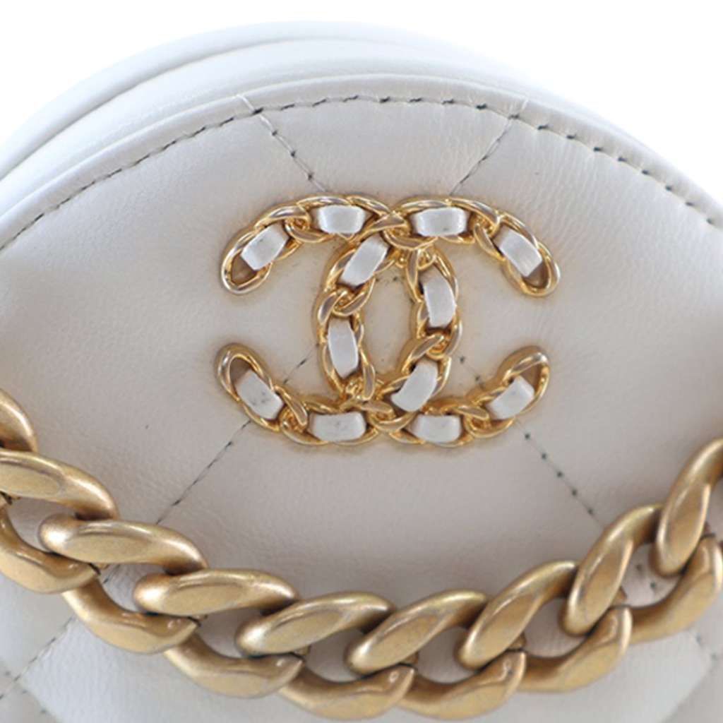 Chanel Lambskin 19 Round Clutch with Chain - Image 11