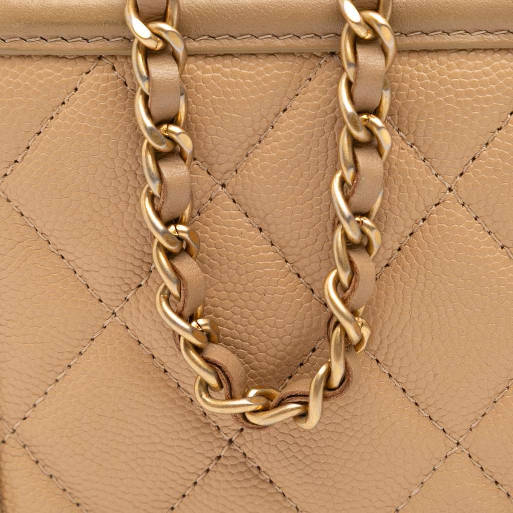 Chanel Caviar CC Filigree Crossbody - Image 15